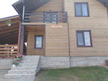 Фотографии Кемпинги Cabana Elysa Băile figa г. Беклян (Румыния) №1 Фото Кемпинги Cabana Elysa Băile figa г. Беклян 1