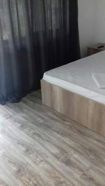 Фото номера Стандартный номер с кроватью размера &quot;king-size&quot; Гостевой дом Pensiunea Casa Albă г. Беклян 3