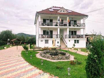 Фотографии Гостевой дом Pensiunea Casa Albă г. Беклян (Румыния) №1 Фото Гостевой дом Pensiunea Casa Albă г. Беклян 1