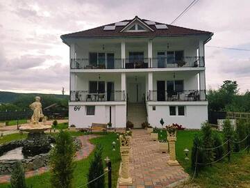 Фотографии Гостевой дом Pensiunea Casa Albă г. Беклян (Румыния) №2 Фото Гостевой дом Pensiunea Casa Albă г. Беклян 2